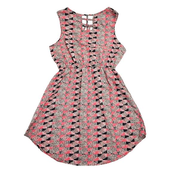 Bloom Brand Dress Sleeveless Geometric Size M Pink Lightweight Cutouts Elastic - Picture 2 of 9